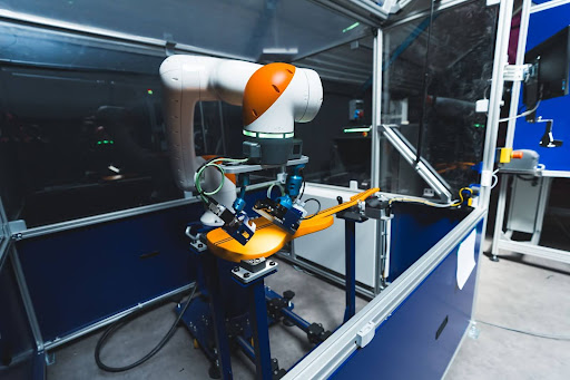 How Precision Turning Ensures Tight Tolerances & Consistency